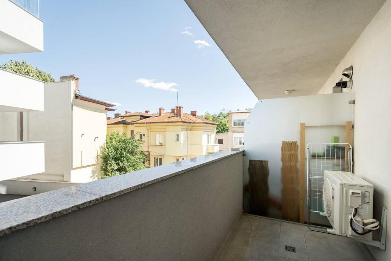 Carol New Building With Balcony Apartment Bucharest Exterior photo